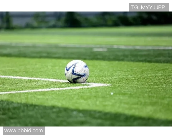 重庆足球队的团队协作揭秘：如何在绿茵场上实现完美配合与默契合作